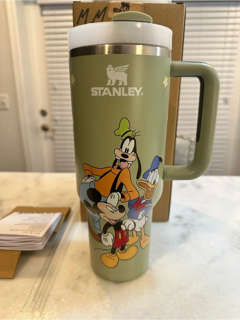 Stanley Disney Goofy Mickey Mouse & Donald Duck 40oz Quencher H20 Green Tumbler - Picture 7 of 13